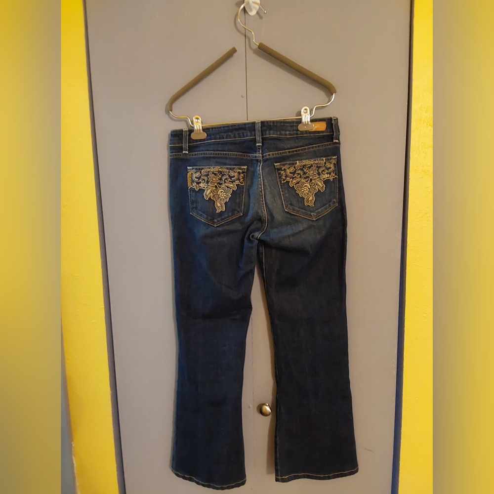 Stylish Blue Women's Jeans